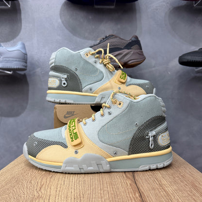 Nike x Travis Scott Air Trainer - Grey Haze