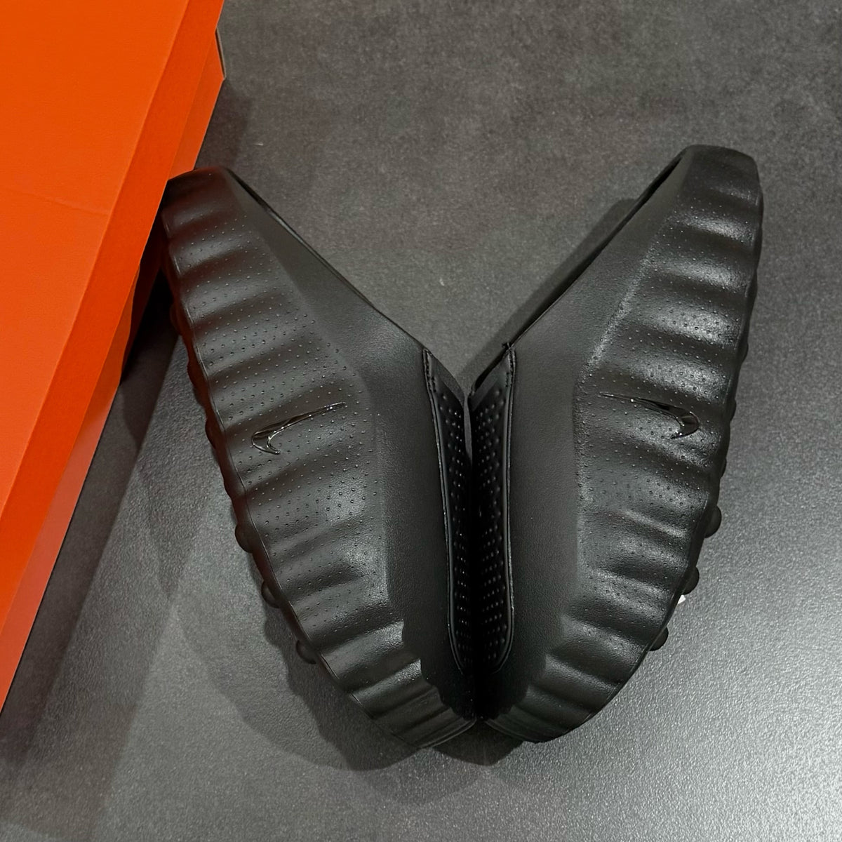 Nike Mind 001 Slide - Triple Black