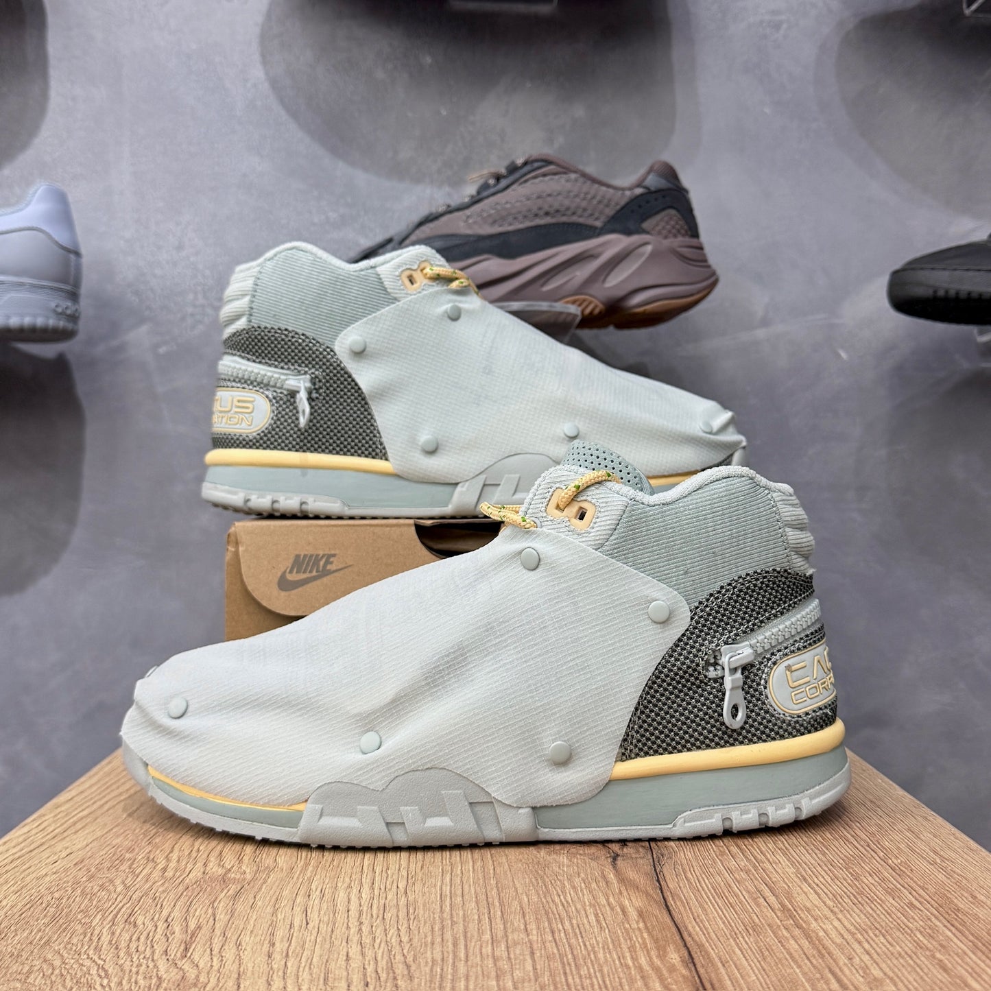 Nike x Travis Scott Air Trainer - Grey Haze