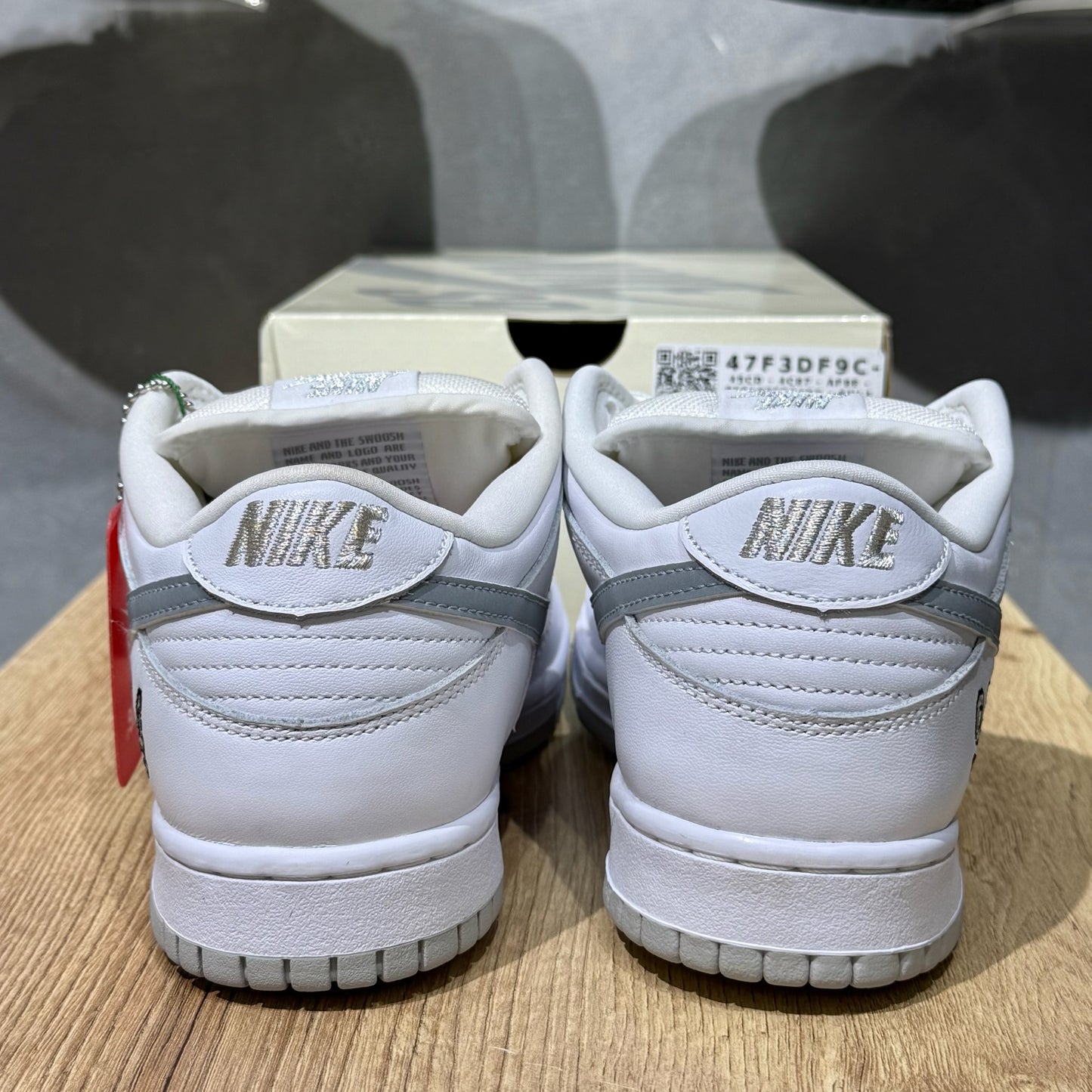 Nike SB Dunk Low x Supreme 94 - White Metallic Silver
