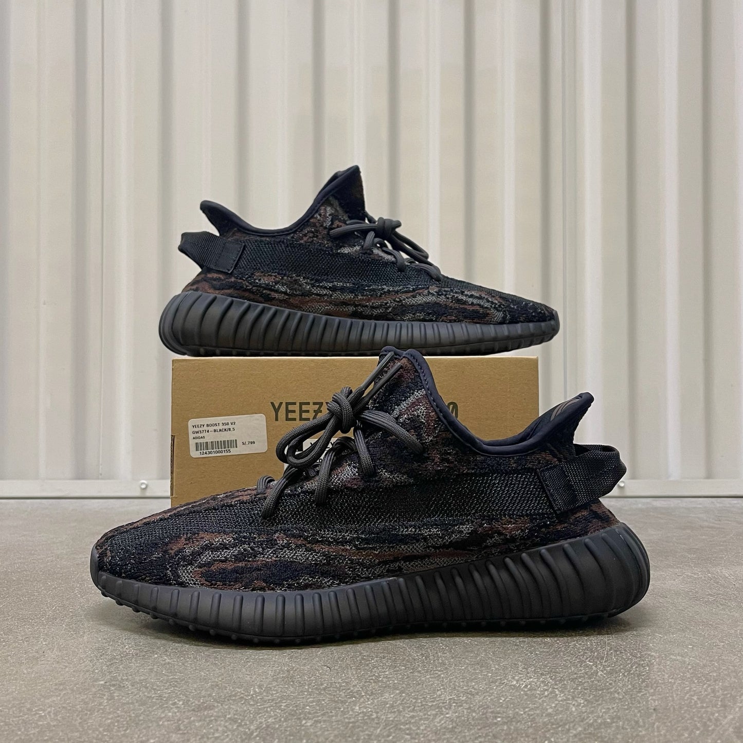 Yeezy Boost 350 V2 - MX Rock