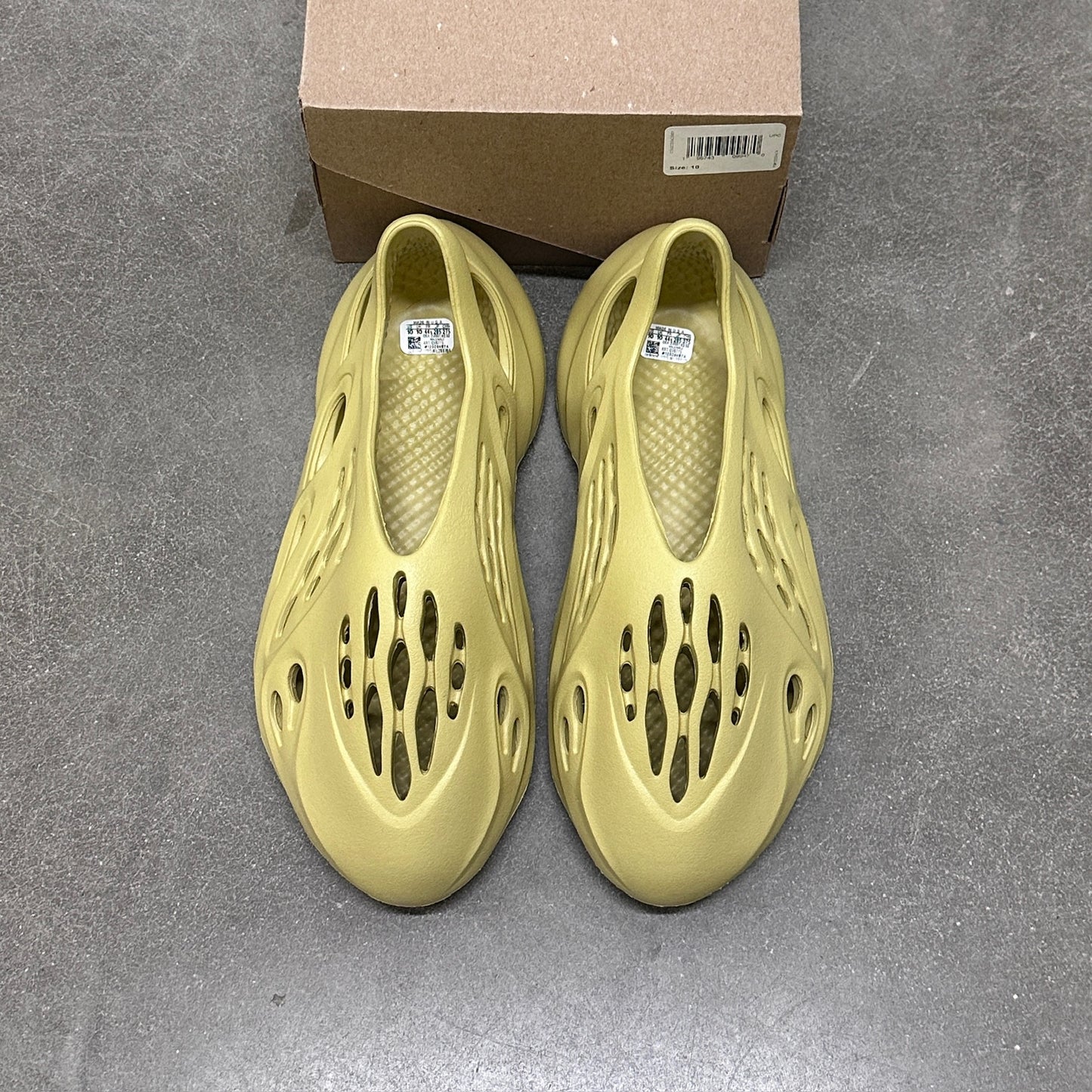 Yeezy Foam Rnr - Sulfur