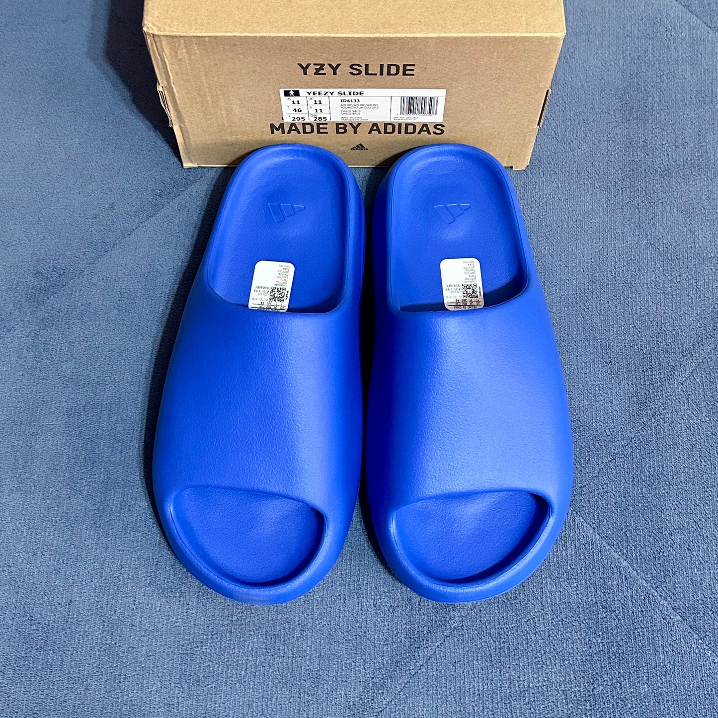 Yeezy Slides - Azure