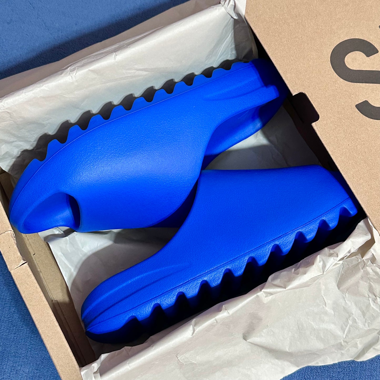 Yeezy Slides - Azure