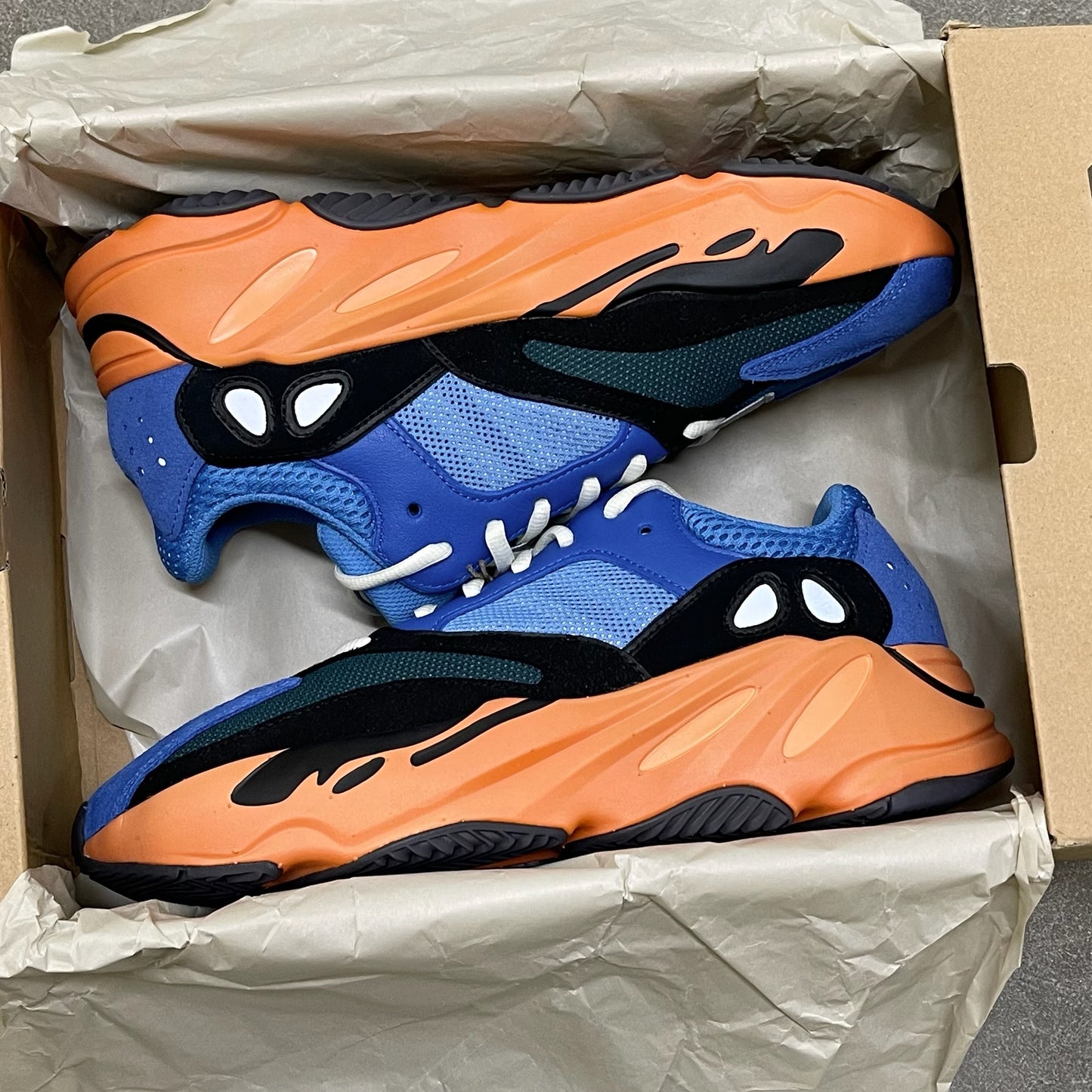 Yeezy Boost 700 - Bright Blue