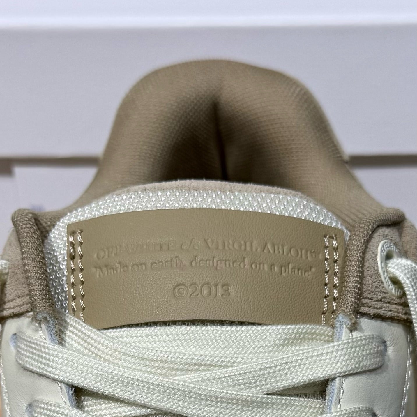 Off White Out Of Office - Beige & Brown