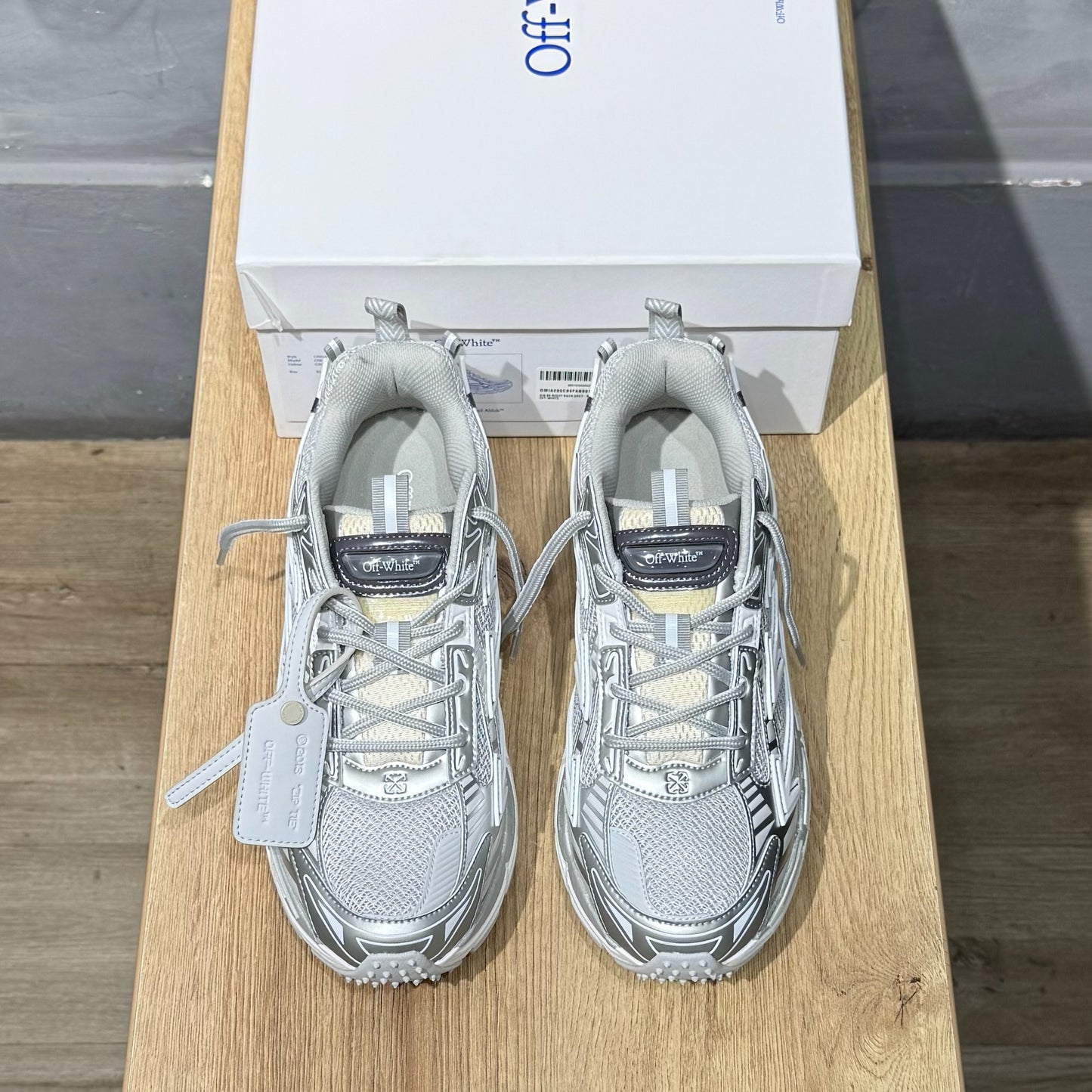 Off White Be Right Back Lace Up - Grey & White