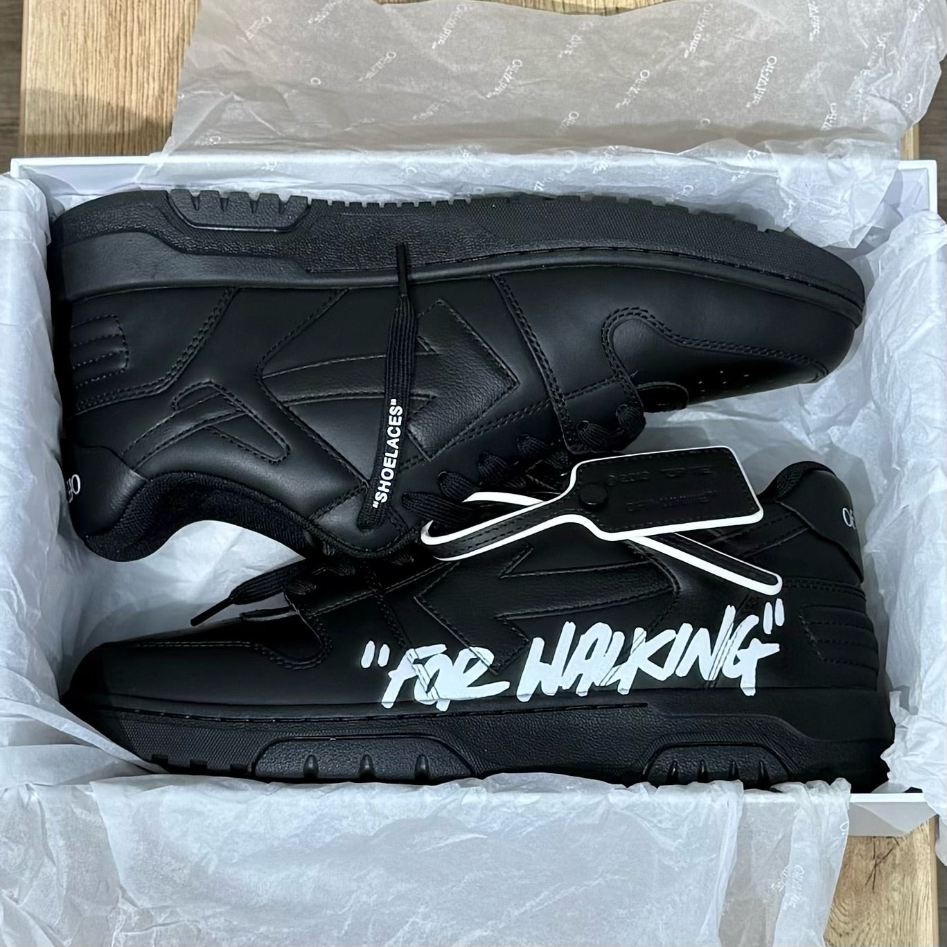 Off White Out Of Office For Walking - Black