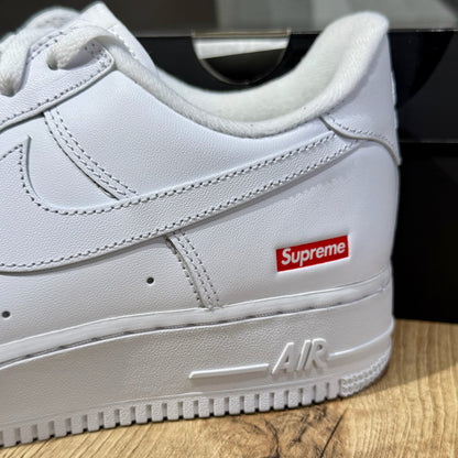 Nike x Supreme Air Force 1 - White