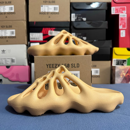 Yeezy 450 Slides - Cream OG