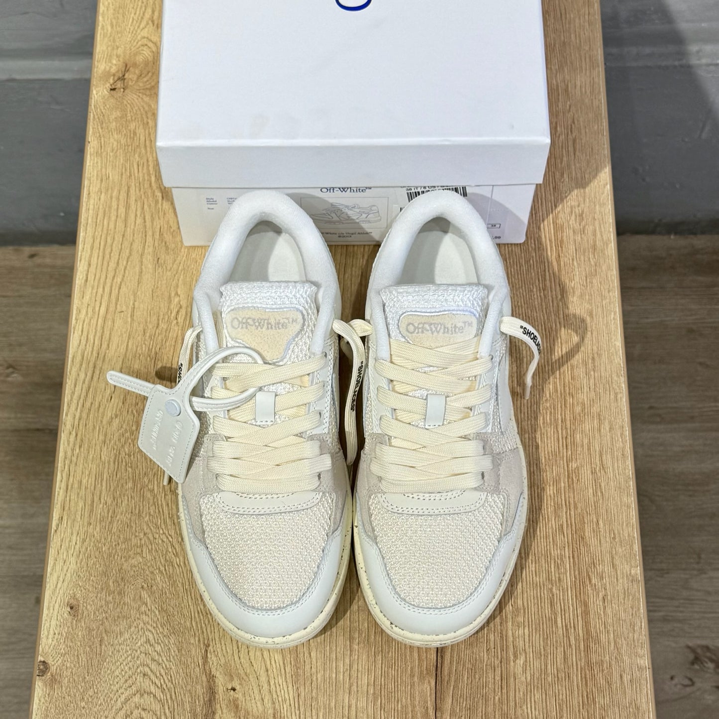Off White Out Of Office Slim - White & Cream