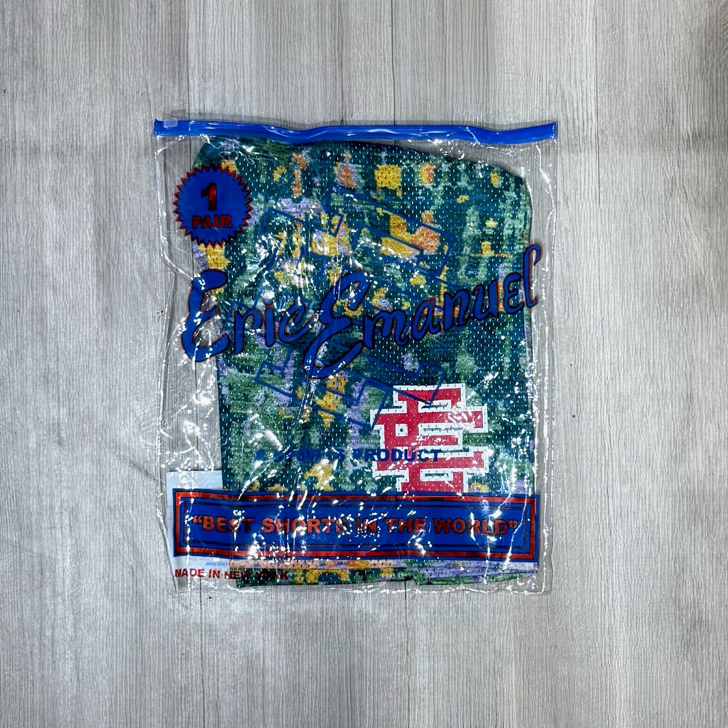 Eric Emanuel Basic Short Rug Pattern Mesh - Green & Burgundy