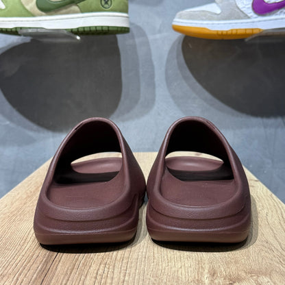 Yeezy Slides - Fudge