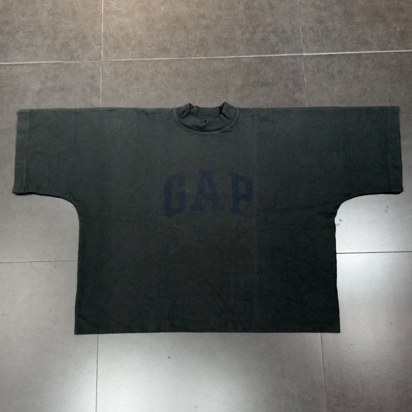 Yeezy x GAP x Balenciaga Dove No Seam Tee - Black
