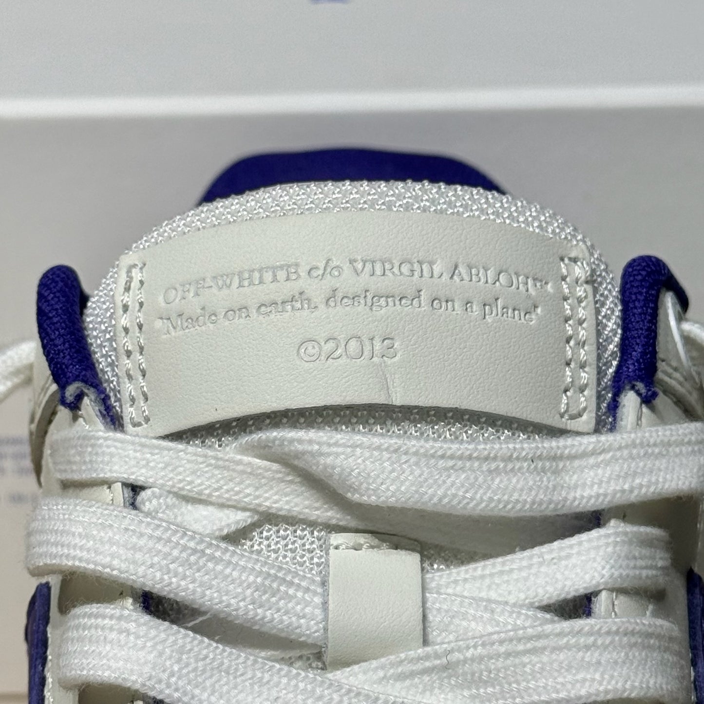 Off White Out Of Office - White & Dark Blue