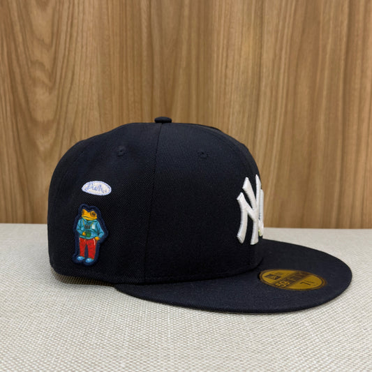 Bad Bunny x Frsh x New Era Yankees Nuevayol 5950 Fitted Hat