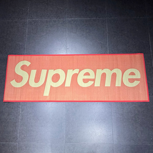 Supreme Woven Straw Mat - Red
