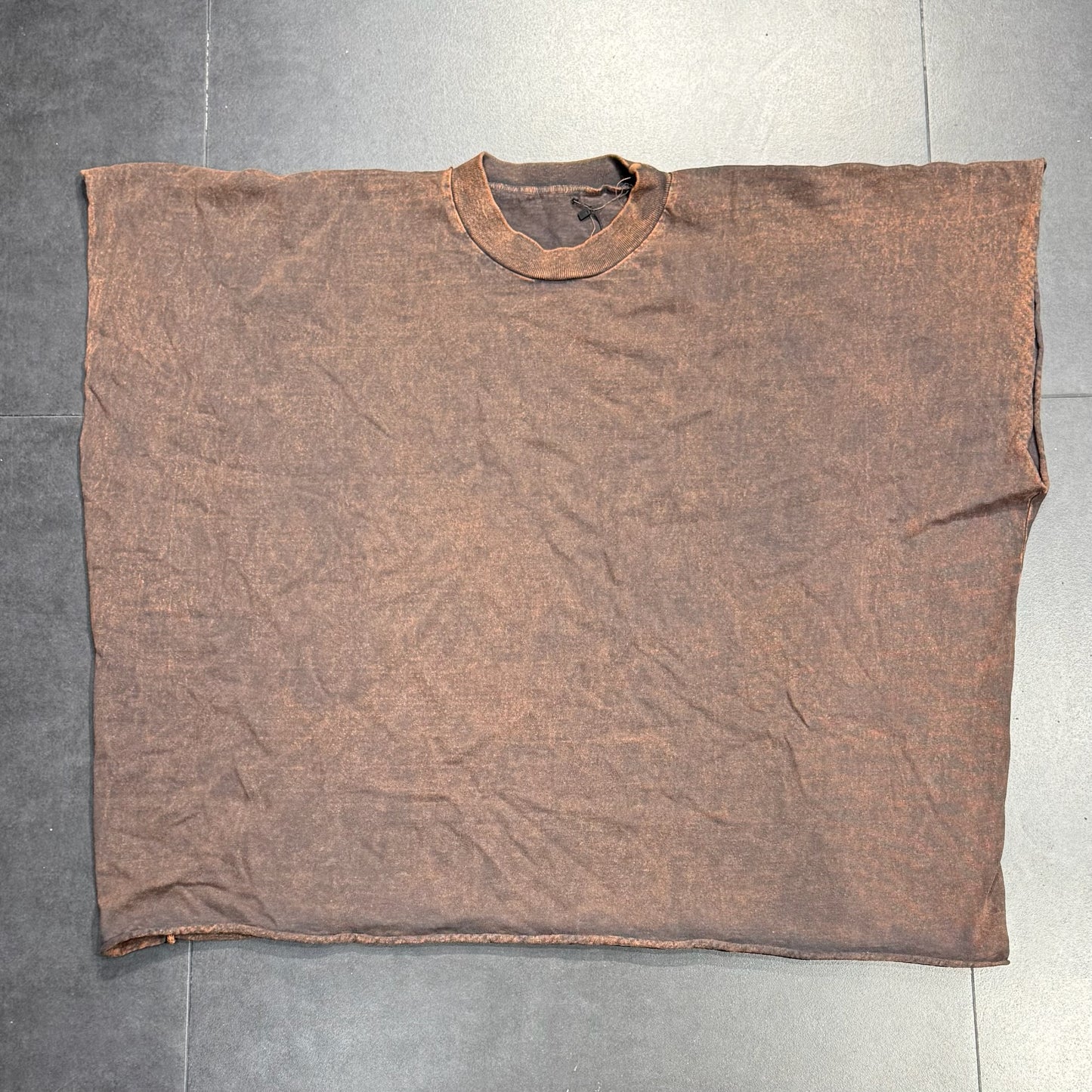 Yeezy Rust Box Tee - Black