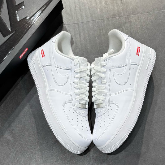 Nike x Supreme Air Force 1 - White