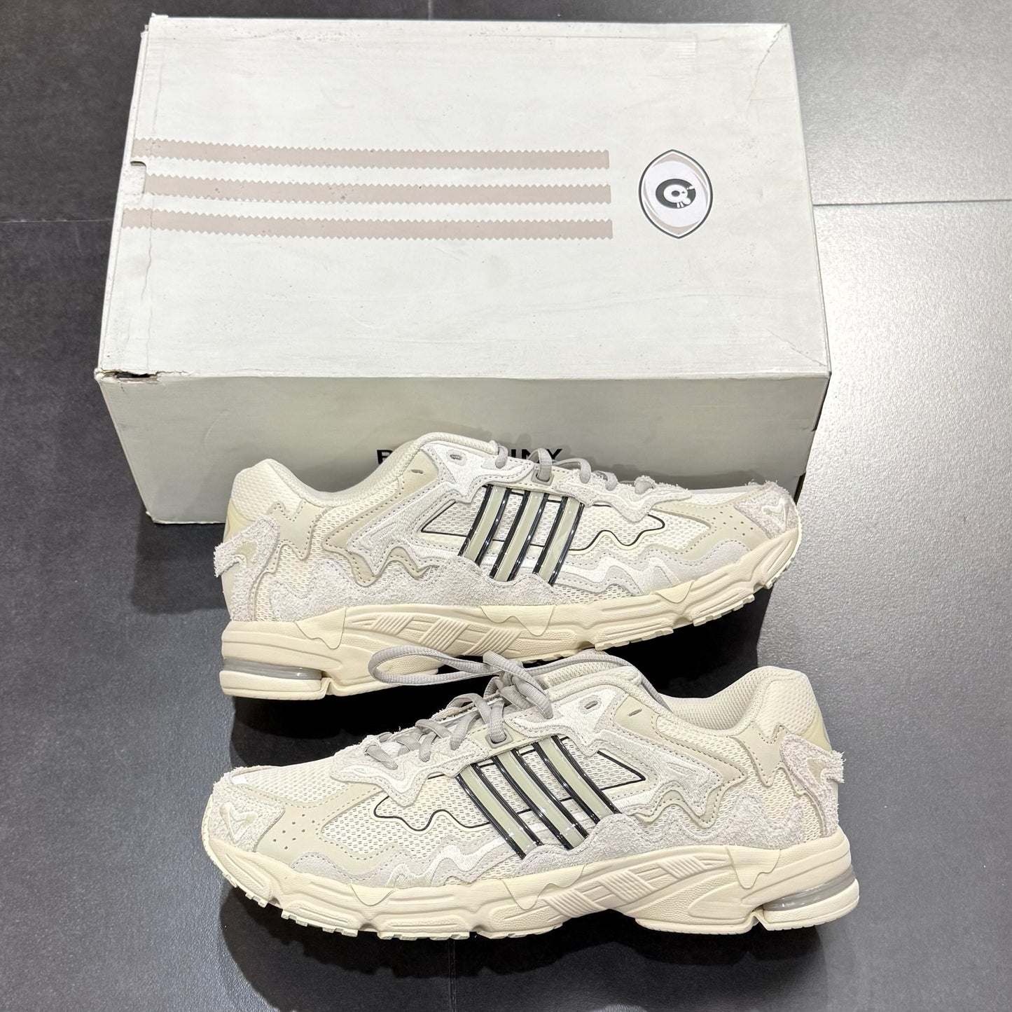 Adidas x Bad Bunny Response CL - Wonder White