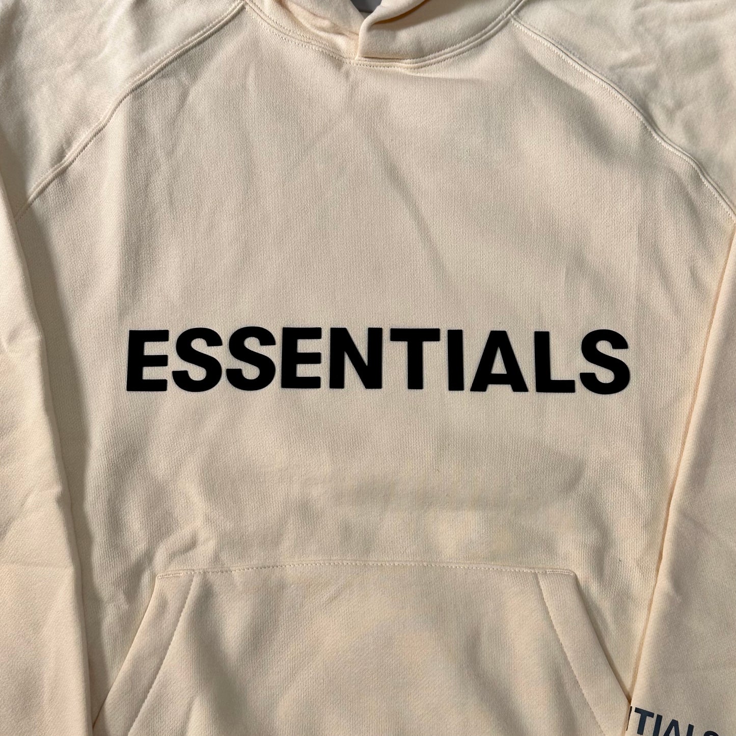 Essentials Hoodie Silicone Boxy - Buttercream