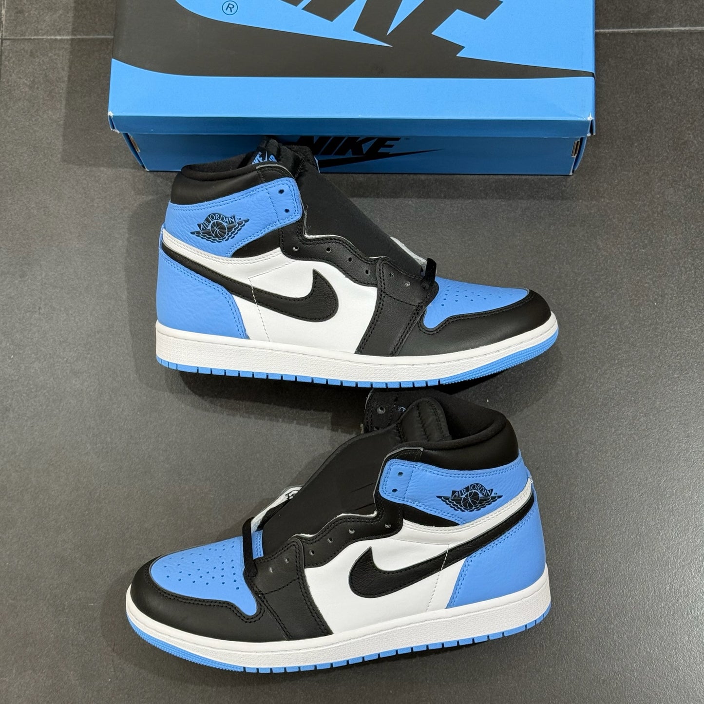 Jordan 1 High - UNC Toe