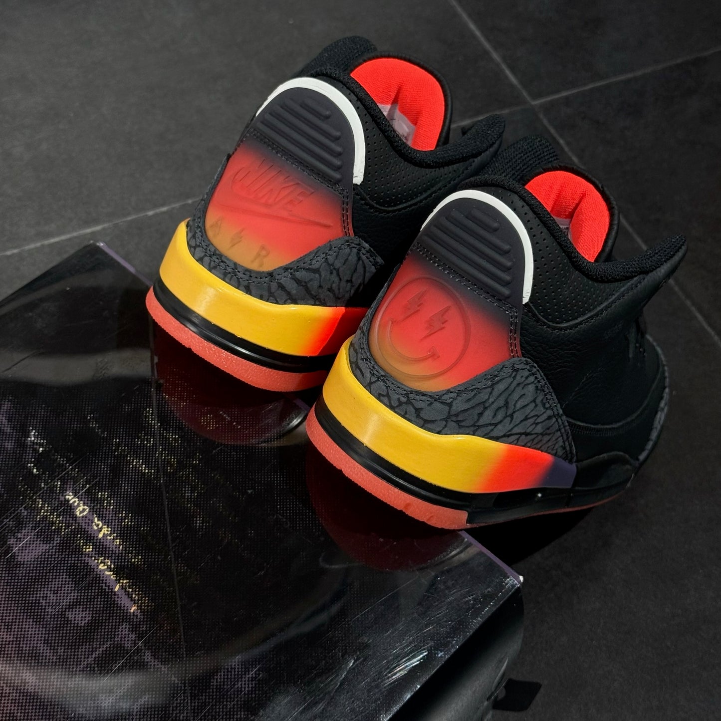 Jordan 3 x J Balvin - Rio