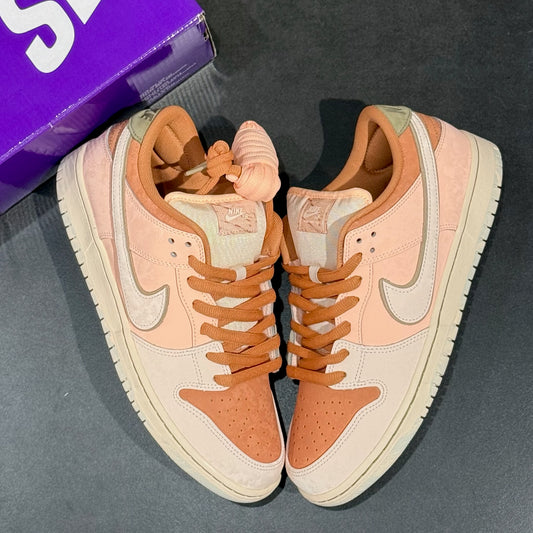 Nike Sb Dunk Low - Trocadero Gardens
