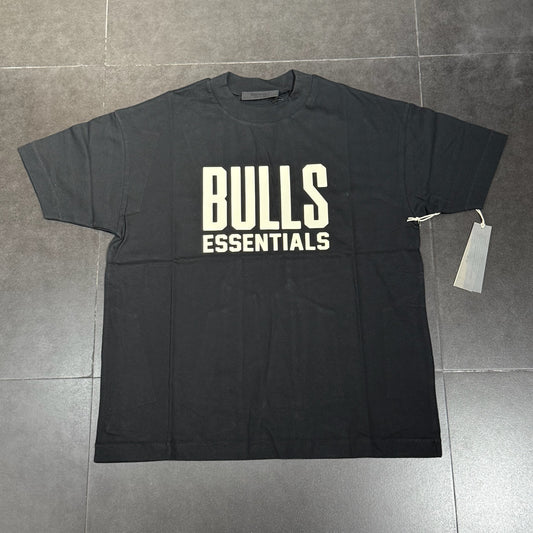 Essentials Bulls Tee - Black