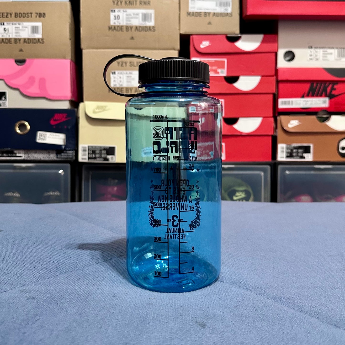 Travis Scott 1L Water Bottle - Astroworld