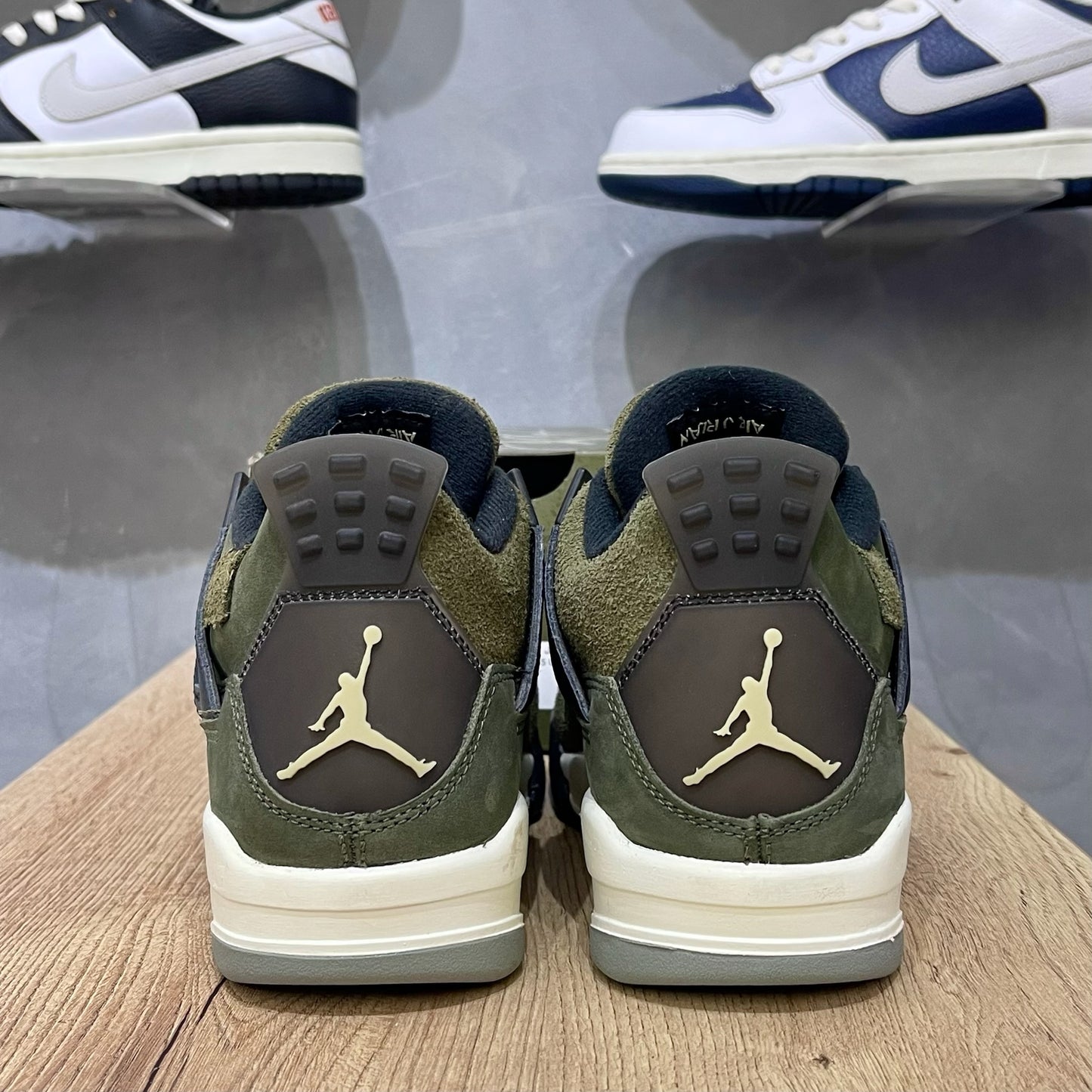 Jordan 4 - Craft Olive