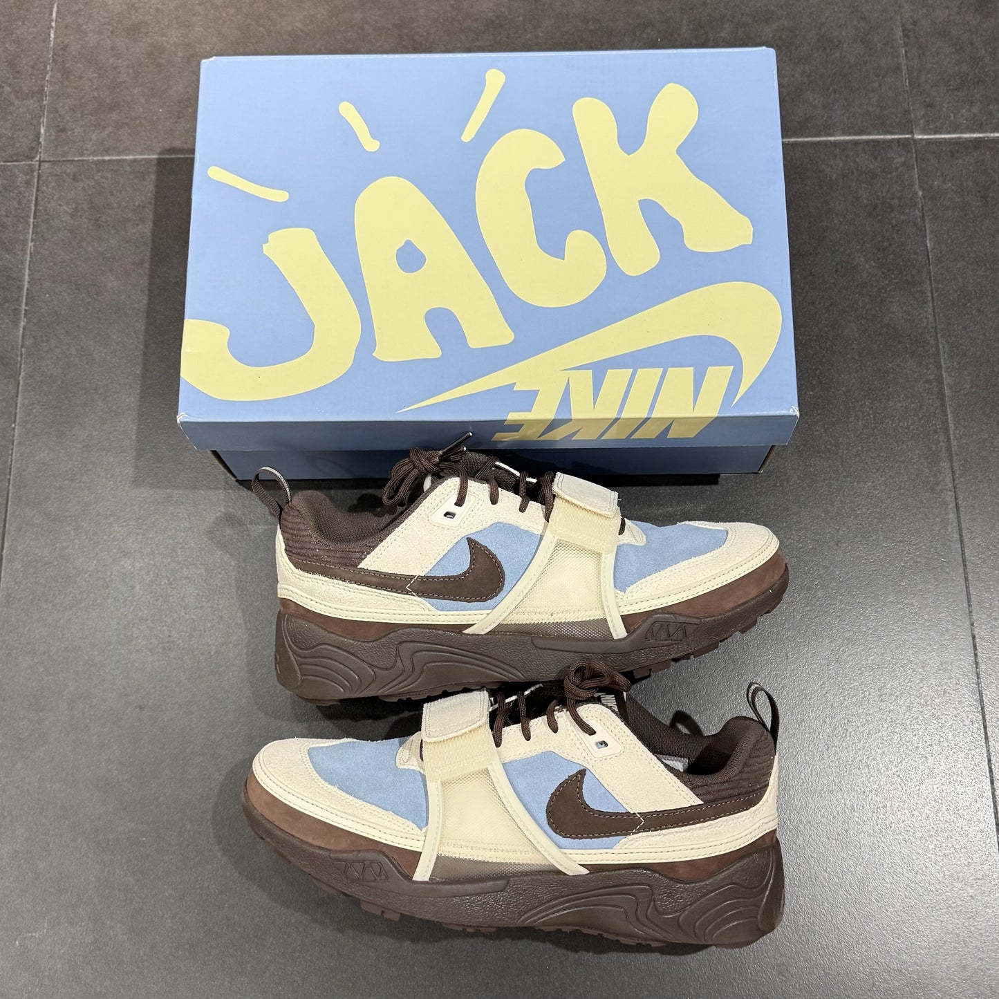 Nike x Travis Scott Zoom Field Jaxx - Leche blue