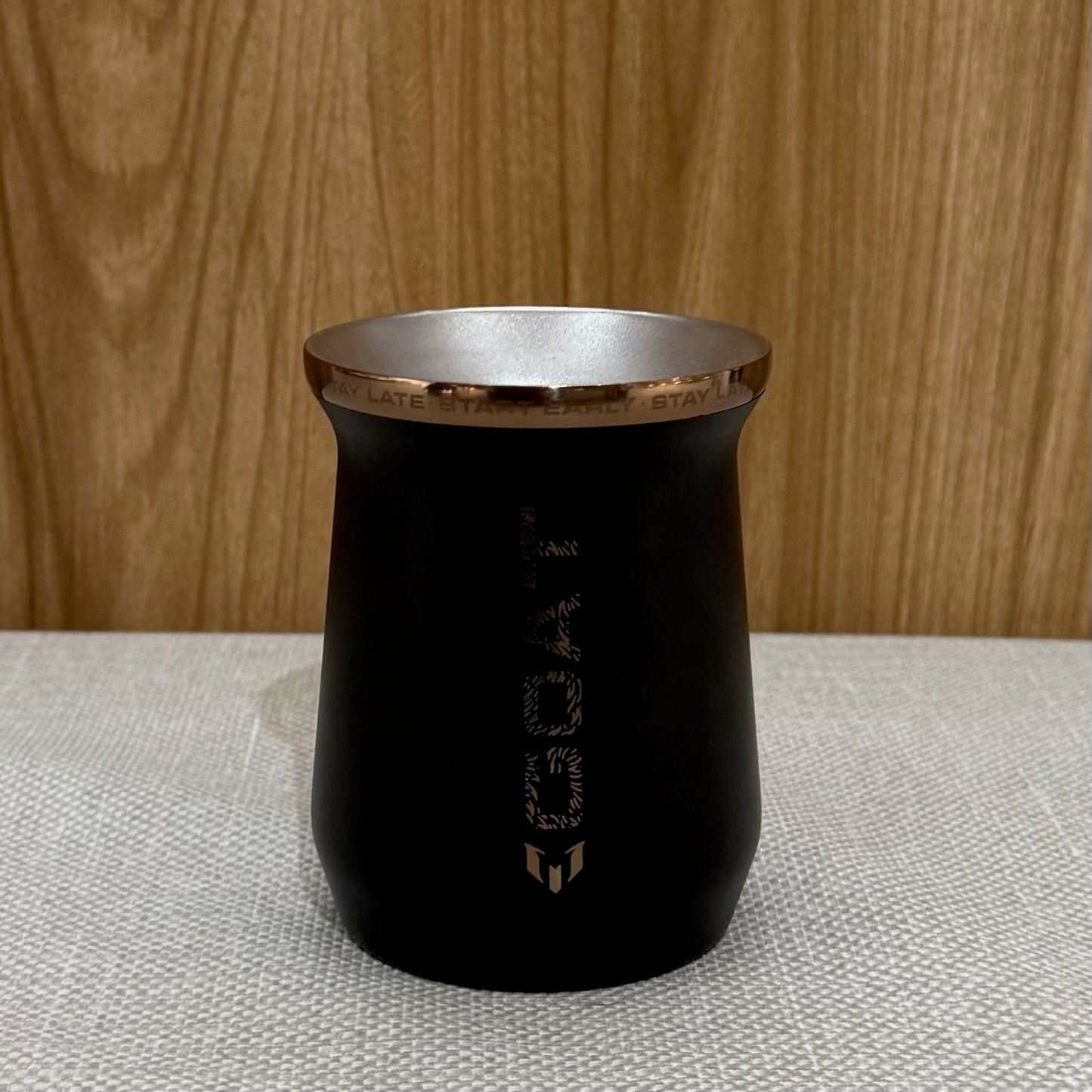 Stanley x Messi Mate Mug Flip 8 oz / 2.36 L - Black