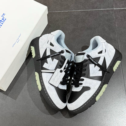 Off White Out Of Office Suede - Light Grey & Black